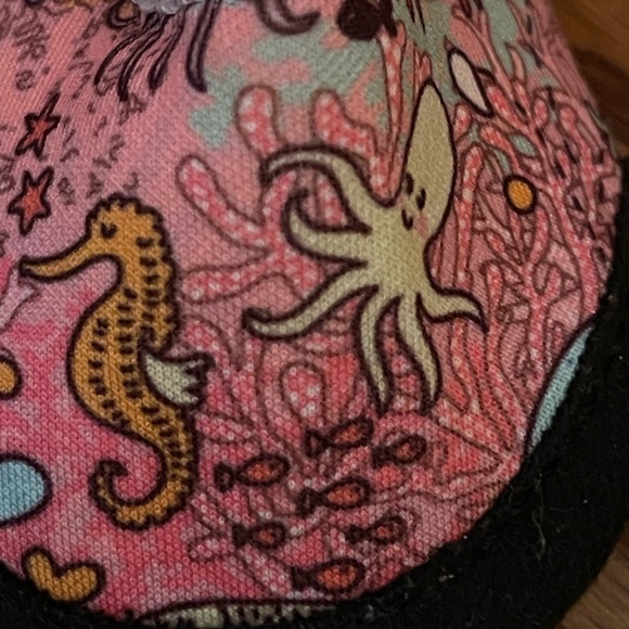 Bottom Of The Sea Print Water Shoes EU 15/16 US 1 - Picture 2 of 6